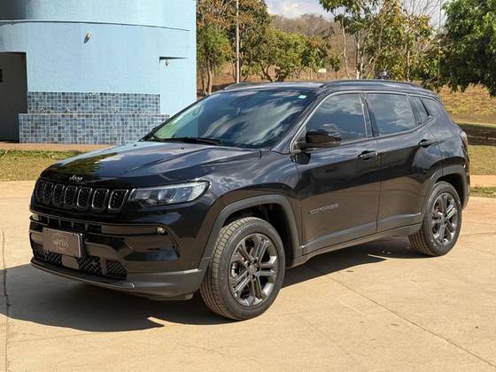 JEEP COMPASS 1.3 T270 TURBO FLEX LONGITUDE AT6